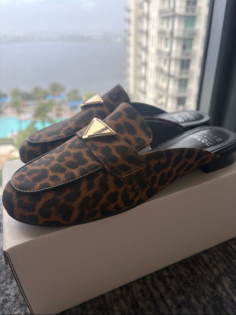 🐆 Chase & Chloe  Leopard Print Mule Loafers – New in BOX
